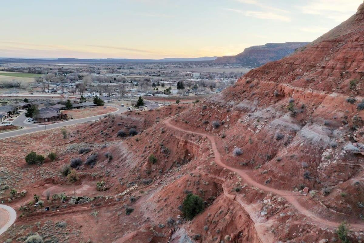 Red Canyon Bunkhouse At Kanab - New West Properties Exteriér fotografie